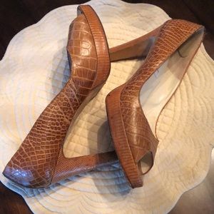 🇮🇹Titti Dell’Aqua Alligator open toe slim platform heels